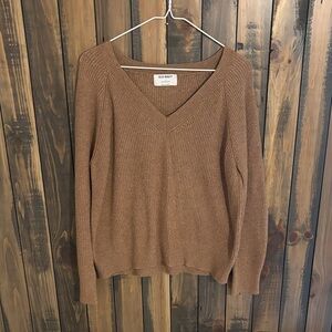 Old Navy Women's Soft Brown V-Neck Sweater